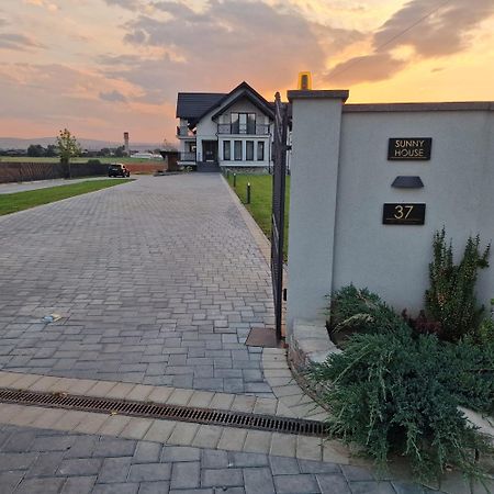 Vila Sunny House Sučava Exteriér fotografie
