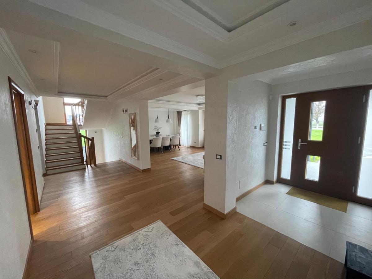 Vila Sunny House Sučava Exteriér fotografie