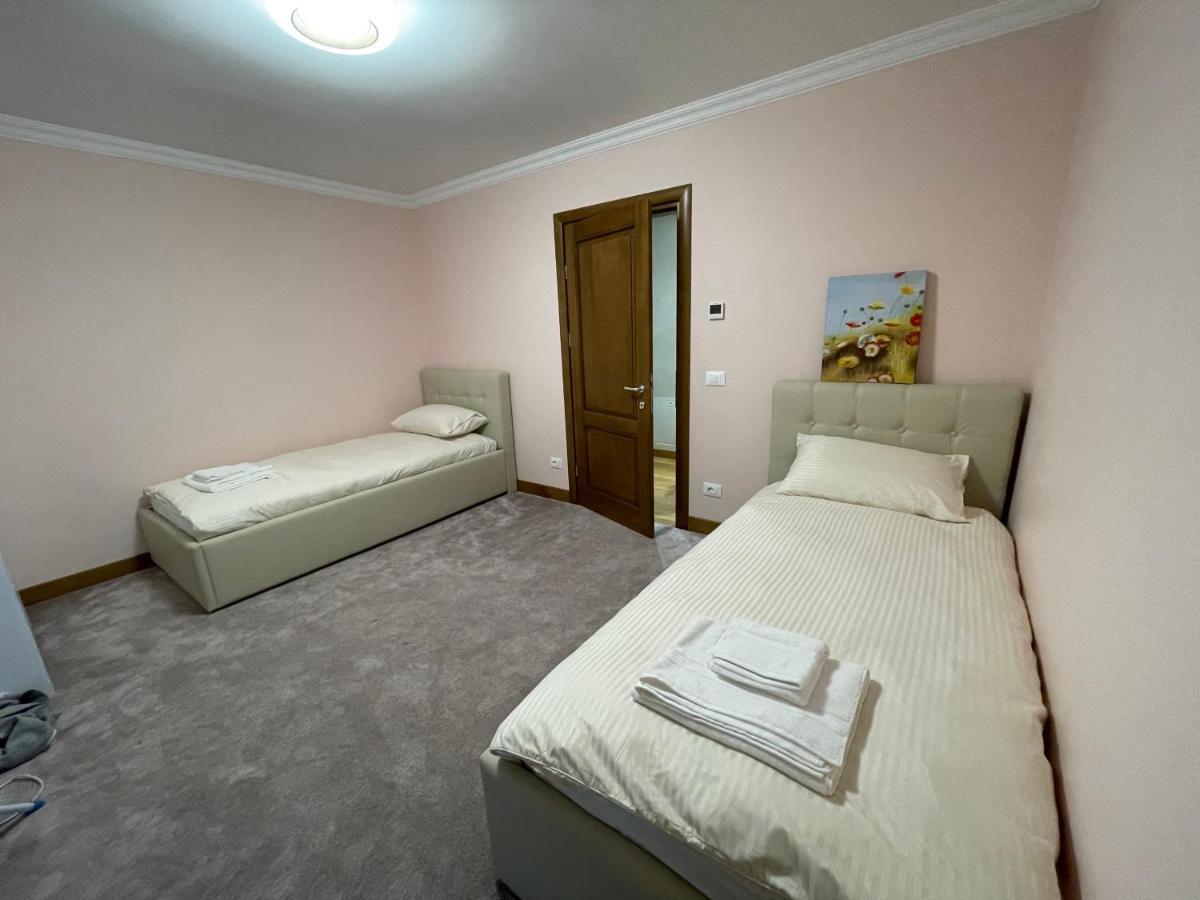 Vila Sunny House Sučava Exteriér fotografie