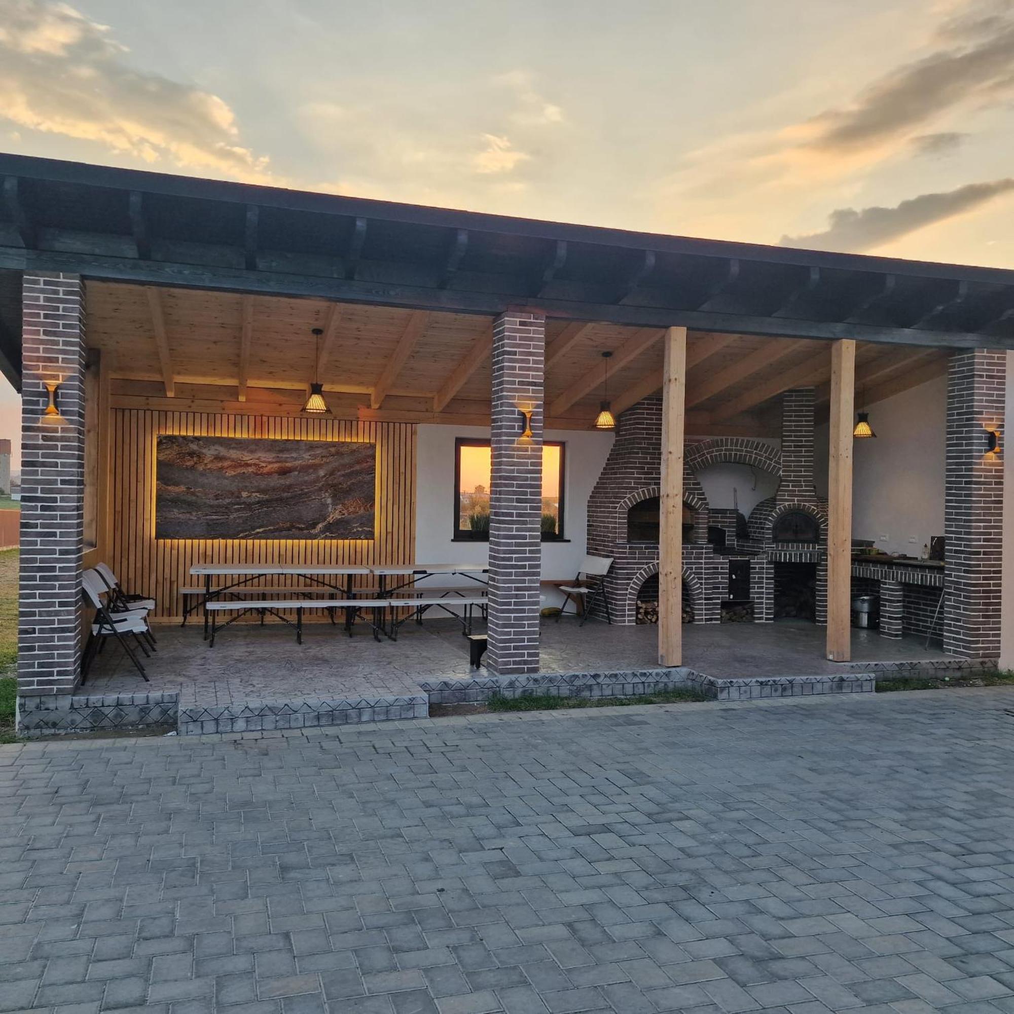 Vila Sunny House Sučava Exteriér fotografie